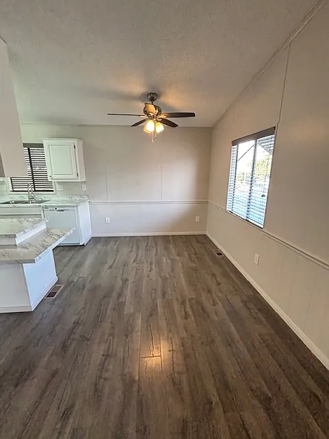 2 bed, 1152 sqft, $1,400 — Photo 3
