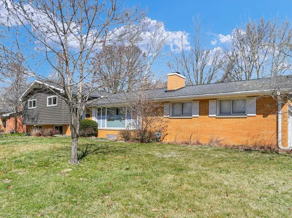 506 E Mumford Dr, Urbana, IL 61801