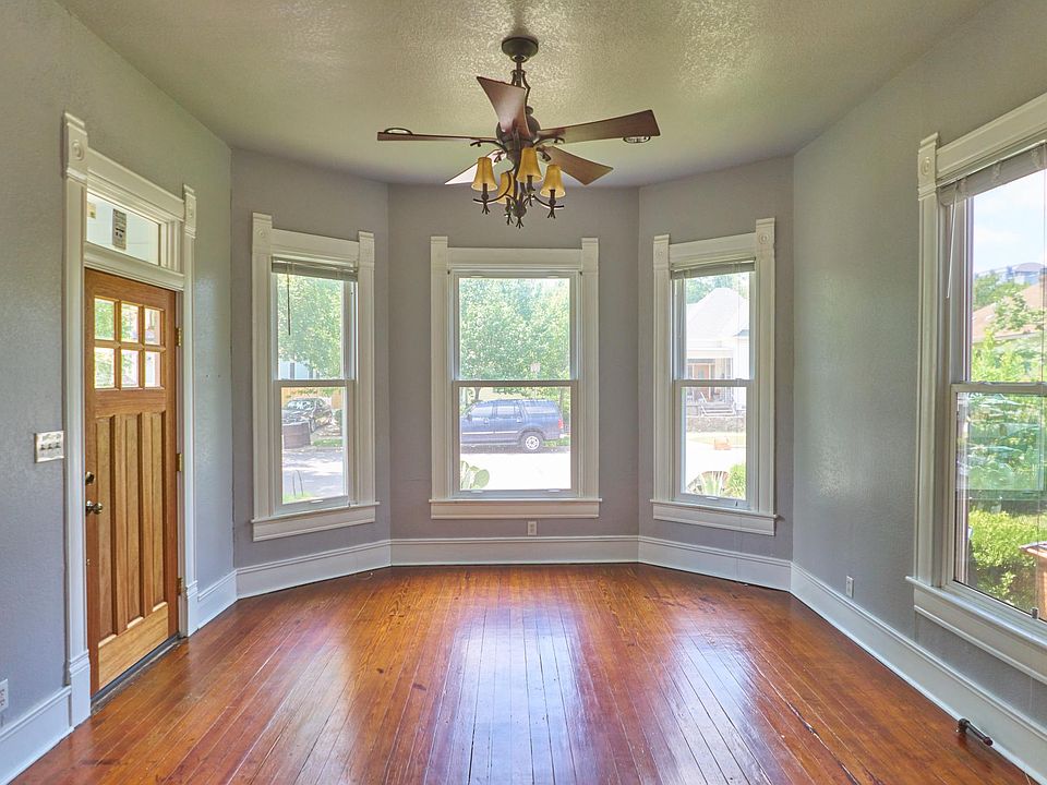 Living Room w/Original Hardwood Floors