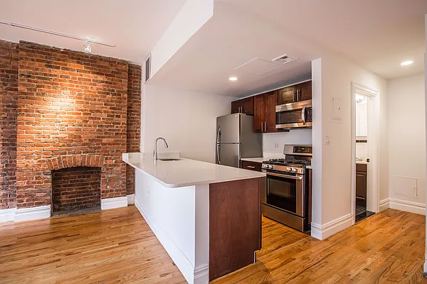 Rented by Nooklyn NYC LLC | media 40