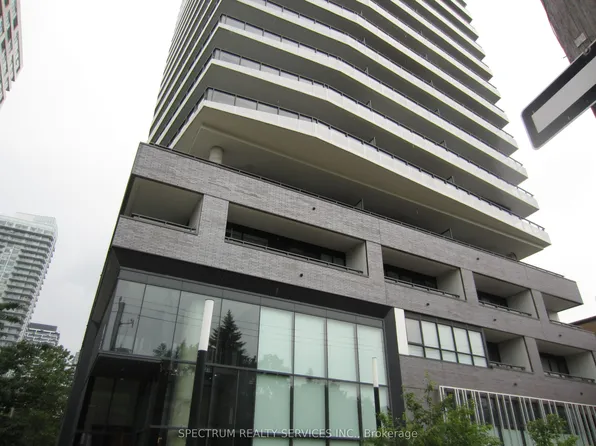 11 Lillian St, Toronto, ON