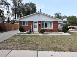34280 Harroun St, Wayne, MI 48184