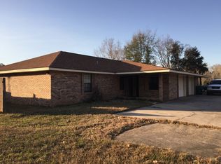 20027 Lovers Ln #B, Long Beach, MS 39560