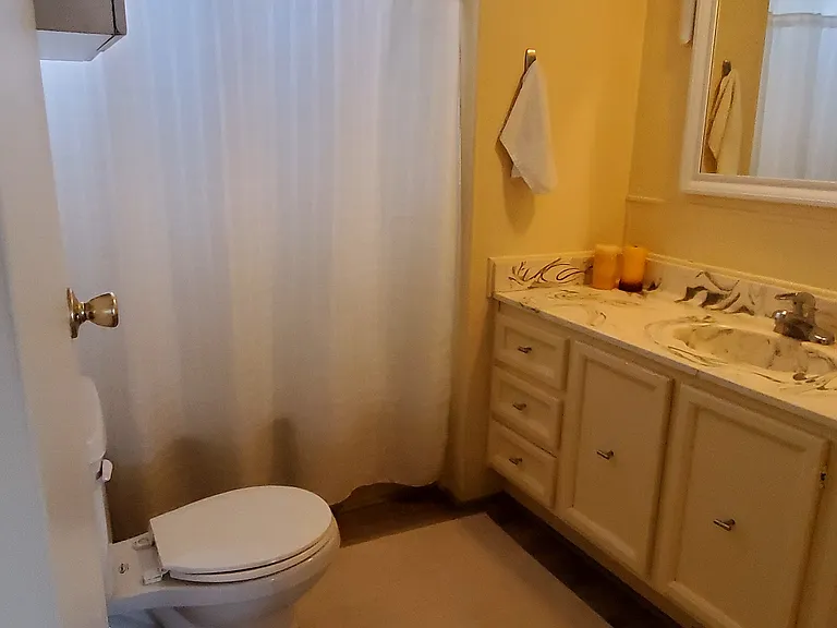 735 Sunshine Ln — Photo 24