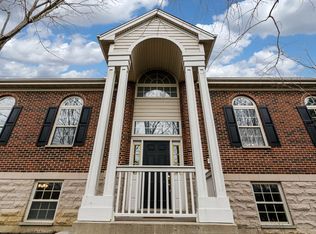 667 Prestwick Ln, Wheeling, IL 60090