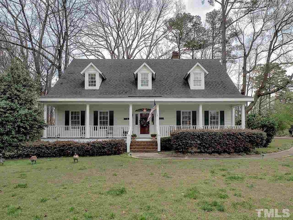 1st image of 4724 Shady Greens Dr