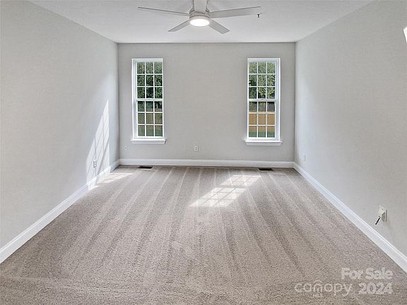 5th image of 6910 Park Place Dr