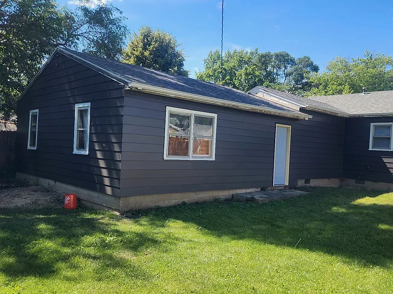 907 Merrill Ave — Photo 25