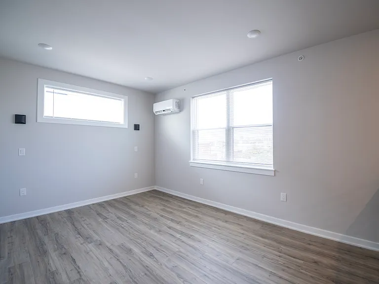 1908 E Passyunk Ave #3 — Photo 9