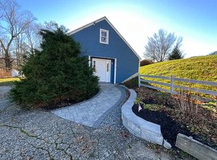 141 County Farm Cross Rd, Dover, NH 03820