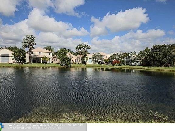 2nd image of 5301 Flamingo Pl