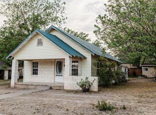 1400 S College St, Brady, TX 76825