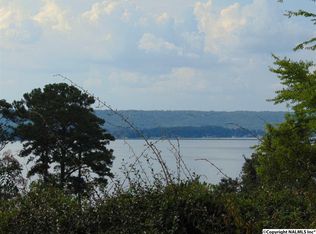 Willow Beach Rd, Guntersville, AL 35976