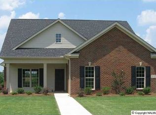 113 Sandi Paige Ln, Huntsville, AL 35811
