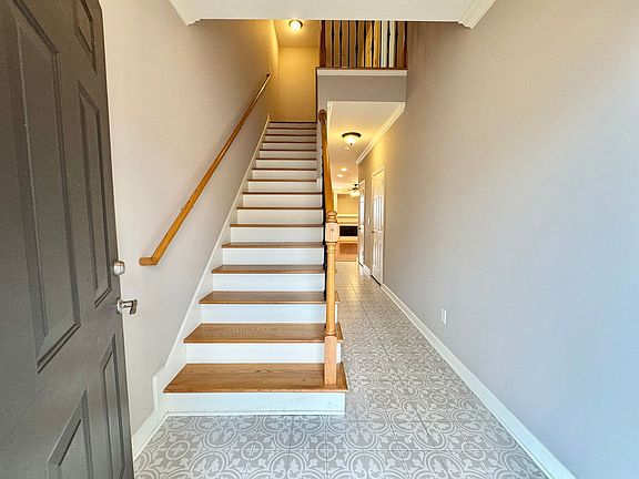 3rd image of 1801 Brentwood Point