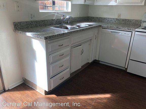 5th image of 5103 Appleblossom Dr APT 2