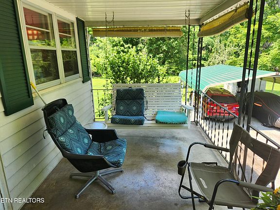 3rd image of 8938 Old Maynardville Pike