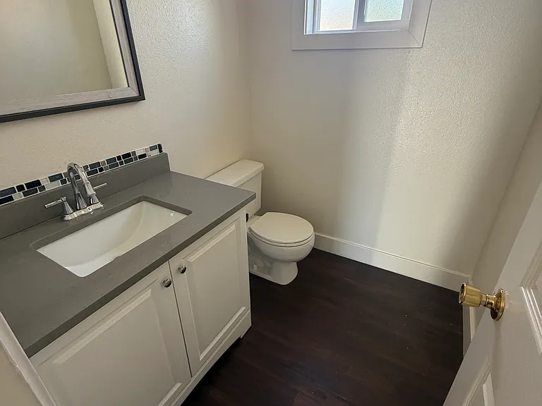 740 Sage Pl — Photo 3
