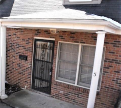 3rd image of 208 E Watauga Ave #5
