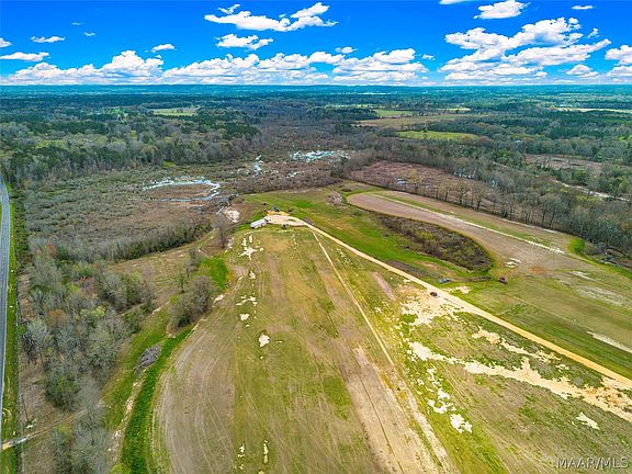 3rd image of 950 Baltzer Rd