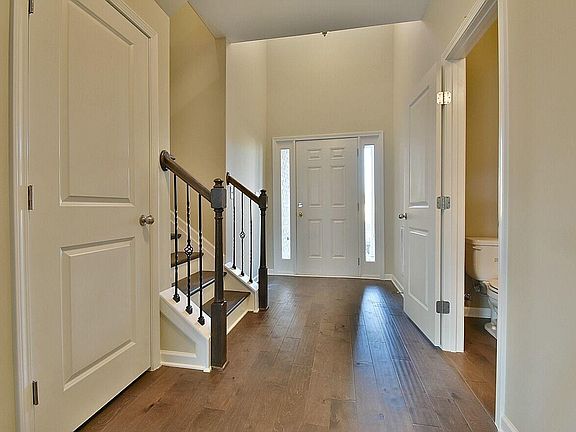 3rd image of 18 Parks Pl Lot 18