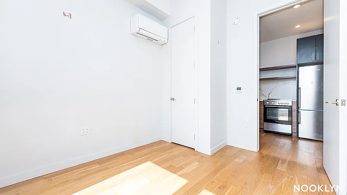 Rented by Nooklyn NYC LLC | media 8