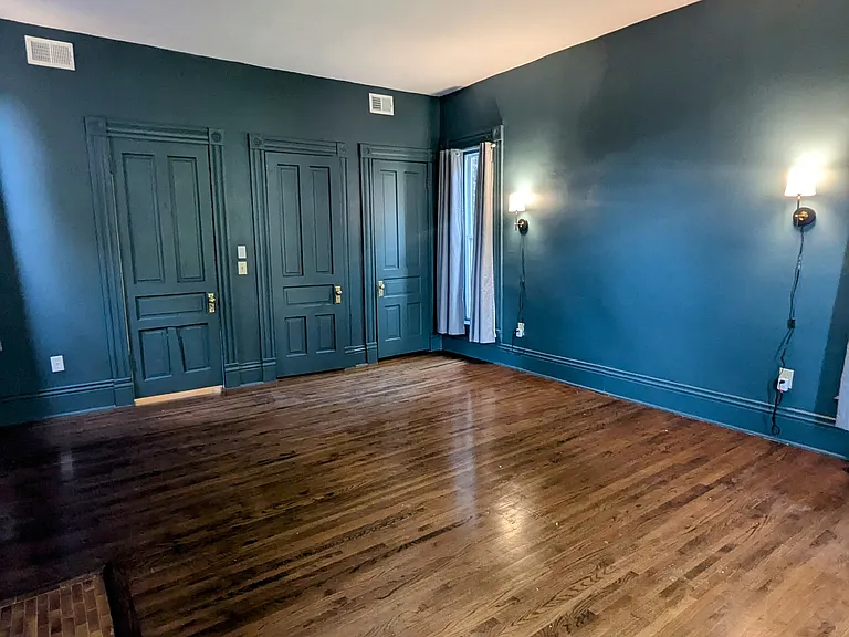 1461 S 1st St #2 — Photo 15