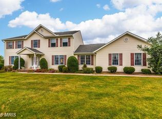 1542 Kilkenny Dr, Westminster, MD 21158