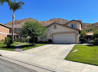 31781 Canyon Estates Dr, Lake Elsinore, CA 92532