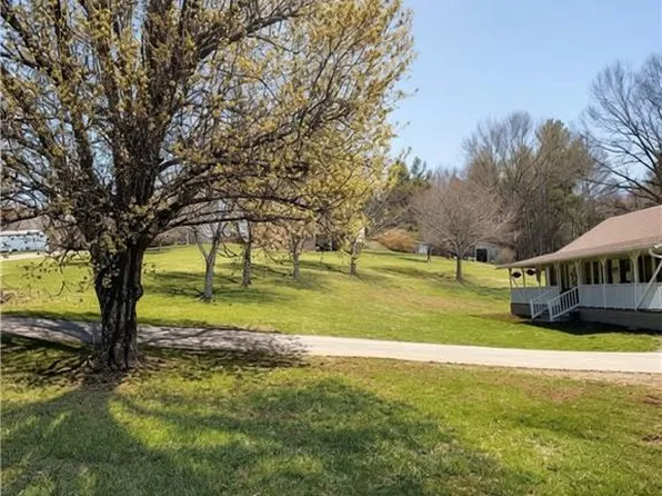 1759 Grandview Dr, Sparta, NC 28675