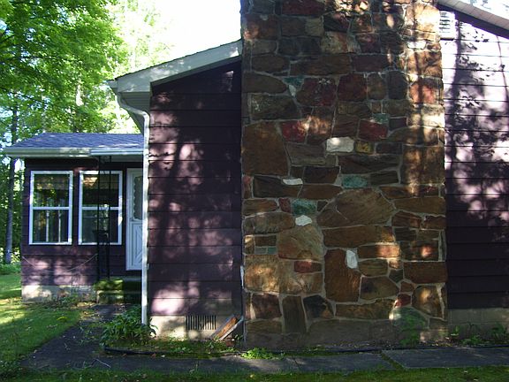 2nd image of 1169 Rainbow Dr