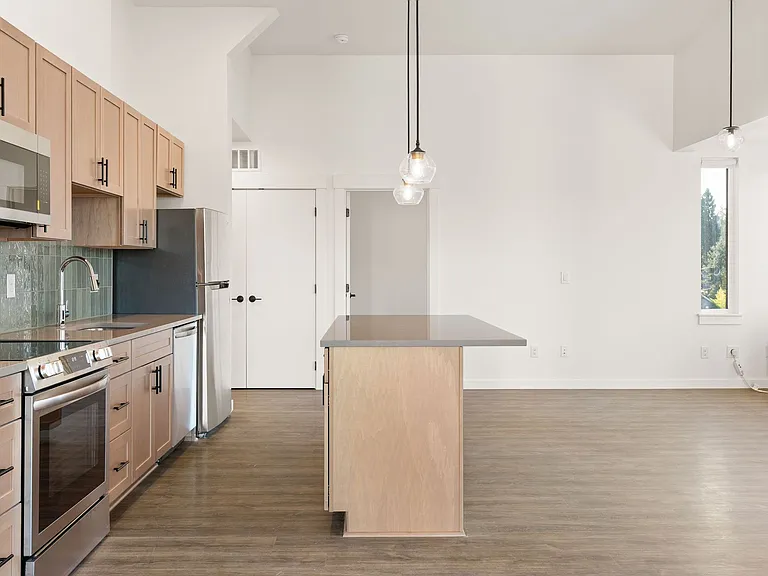2515 SE 30th Ave — Photo 16