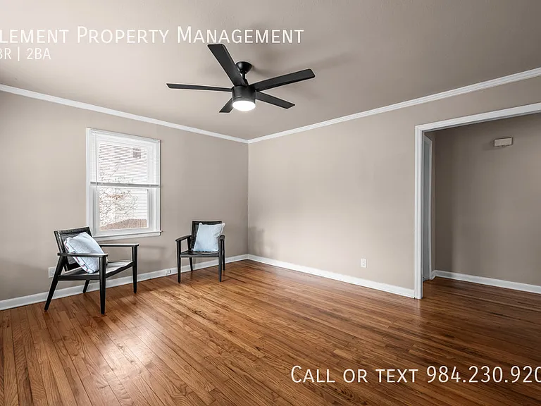 401 Moline St — Photo 4