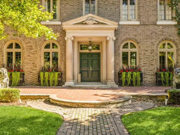 4320 North Lake DRIVE, Shorewood, WI 53211