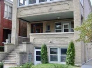 128 S Austin Blvd, Oak Park, IL 60304