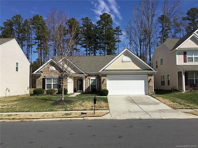 1st image of 132 Weavers Glenn Pl