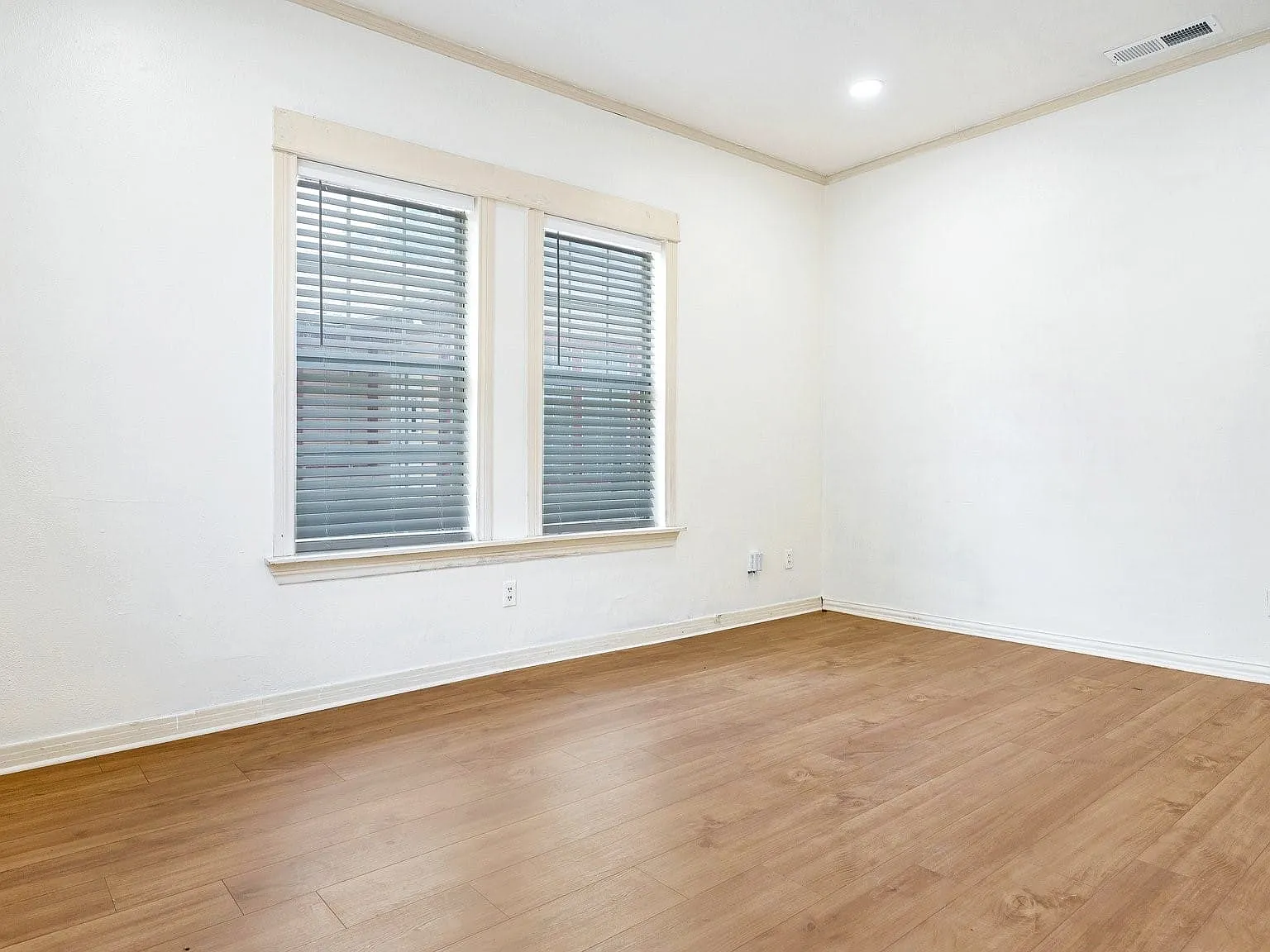 1 bed, 1.0 bath, 537 sqft, $1,275 — Photo 4