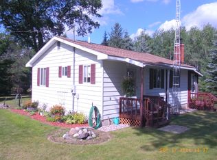 708 Melvindale Camp Rd, Johannesburg, MI 49751