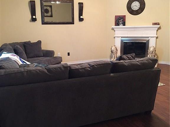 3rd image of 4508 Deal Dr