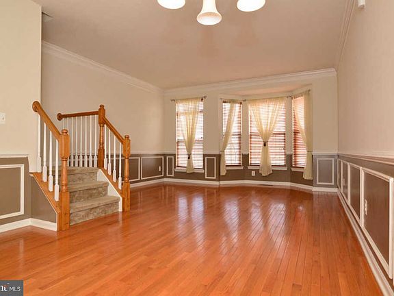 3rd image of 43451 Blair Park Sq