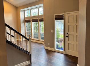 28585 SW Sandalwood Dr, Wilsonville, OR 97070