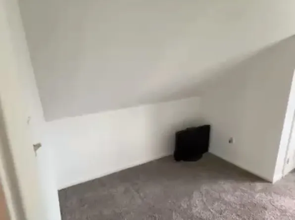 222 E 33rd St #C, Lorain, OH 44055