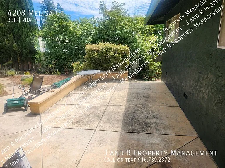 4208 Melisa Ct — Photo 5