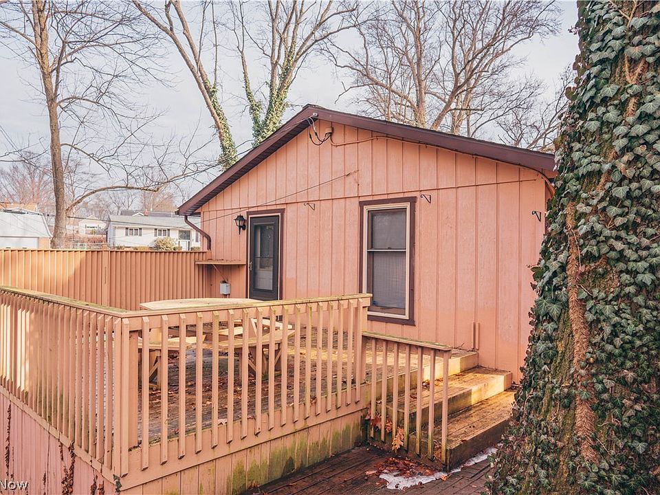 156 W Ingleside Dr, Akron, OH 44319 | Zillow