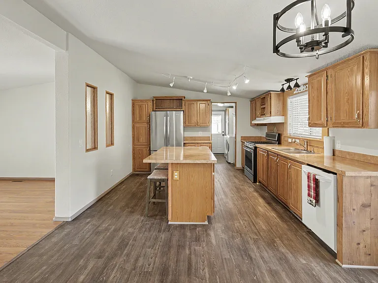 149 Fireside St — Photo 10