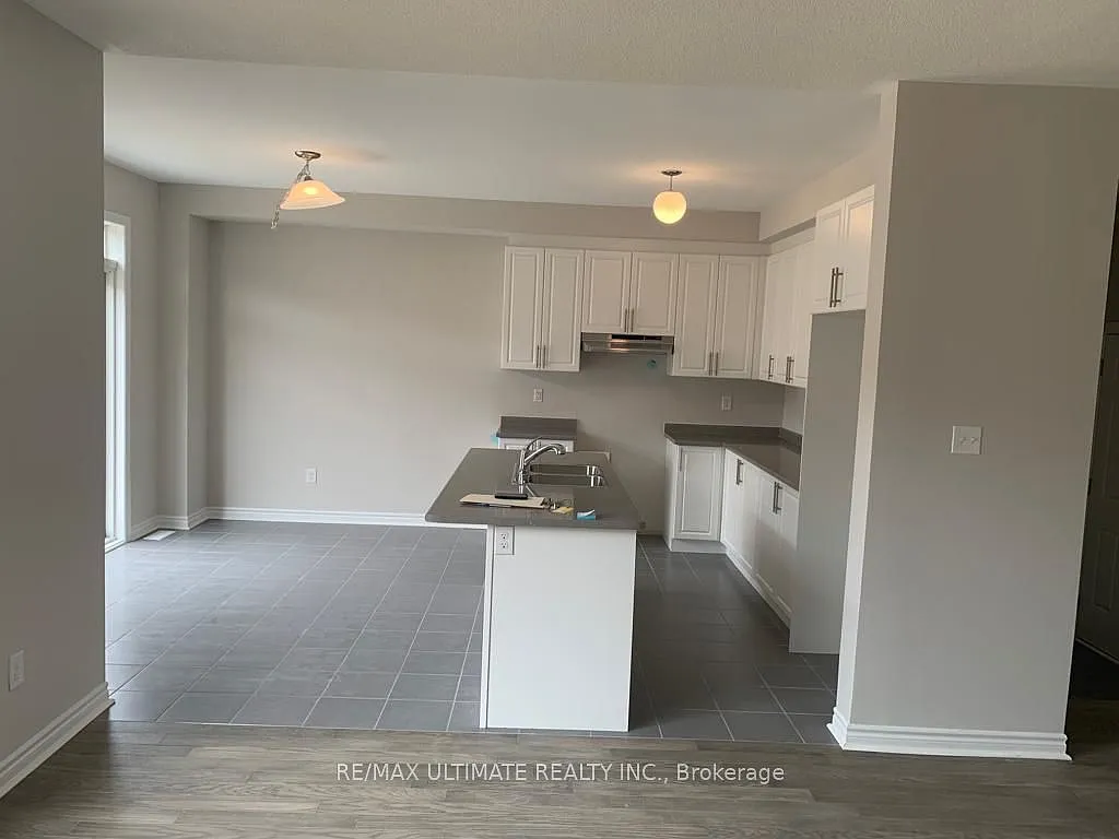 3 bed, $2,950 — Photo 4