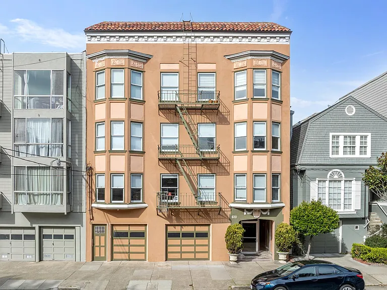 630 Lake St #201 — Photo 9
