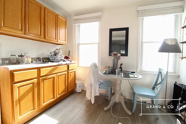 Rented by Grand & Co. | media 14