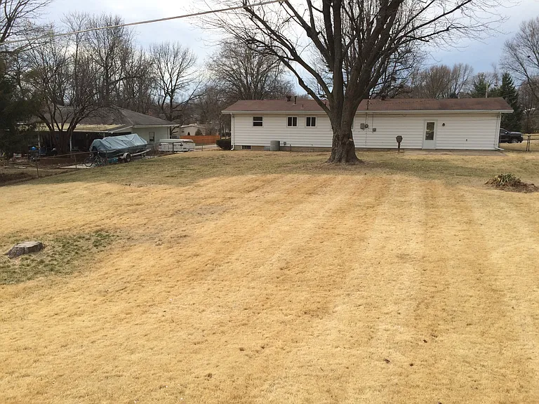 118 Connie Dr — Photo 3