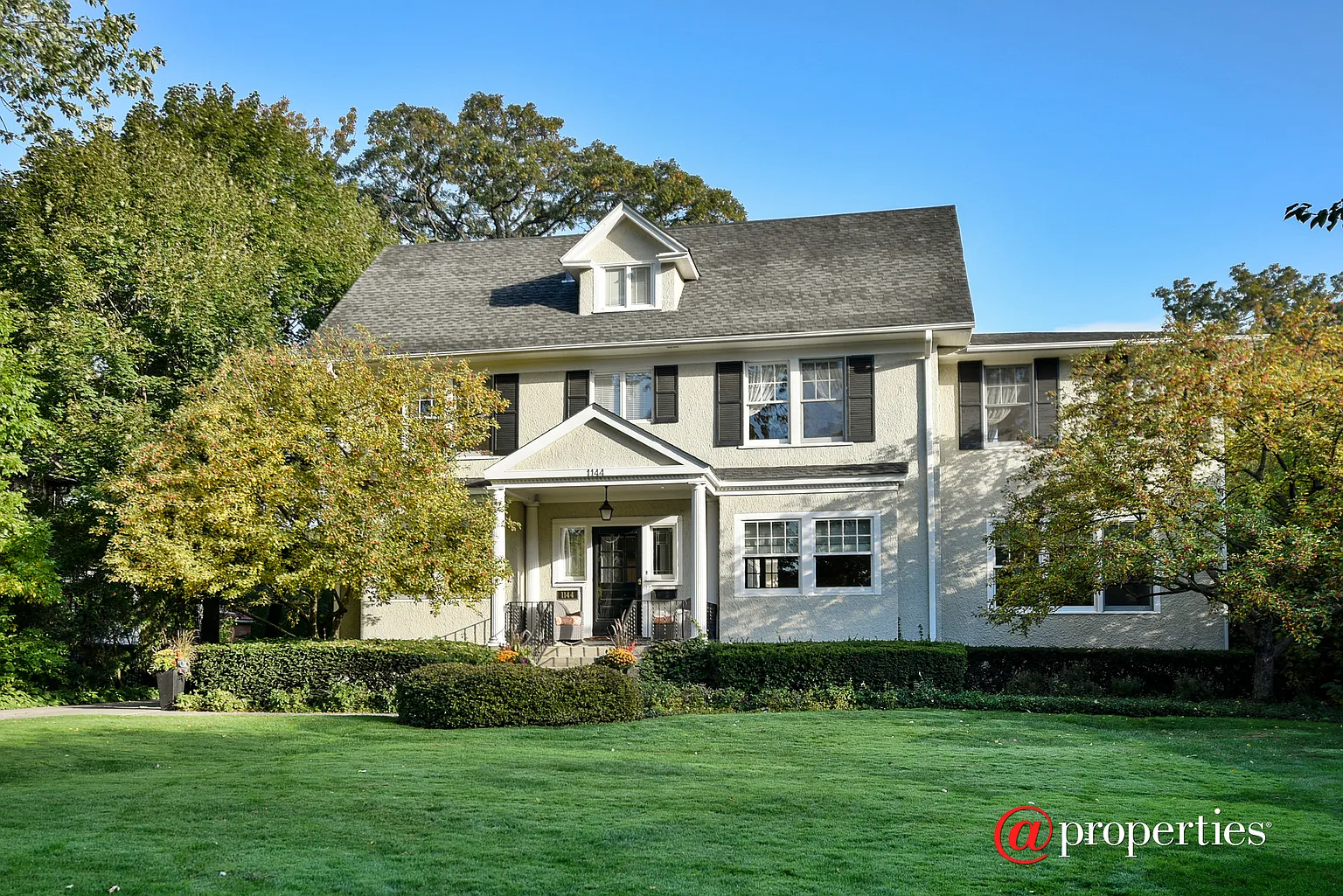 1144 Chestnut Ave photo 1